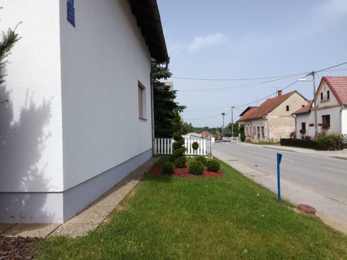 Apartmani Oletic 4* Sveti Martin Na Muri Exterior photo